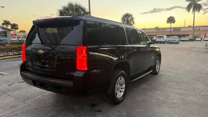 2019 Chevrolet Suburban LT