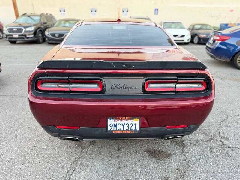 2017 Dodge Challenger