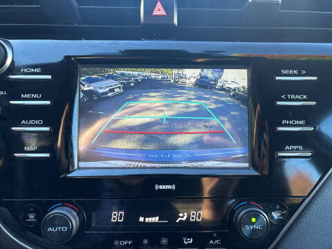 2020 Toyota Camry Hybrid LE