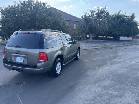 2005 Ford Explorer XLT
