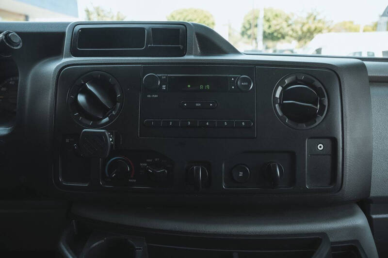 2013 Ford E-Series E-150