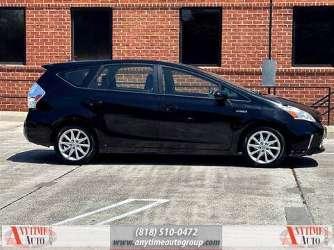 2012 Toyota Prius v Five