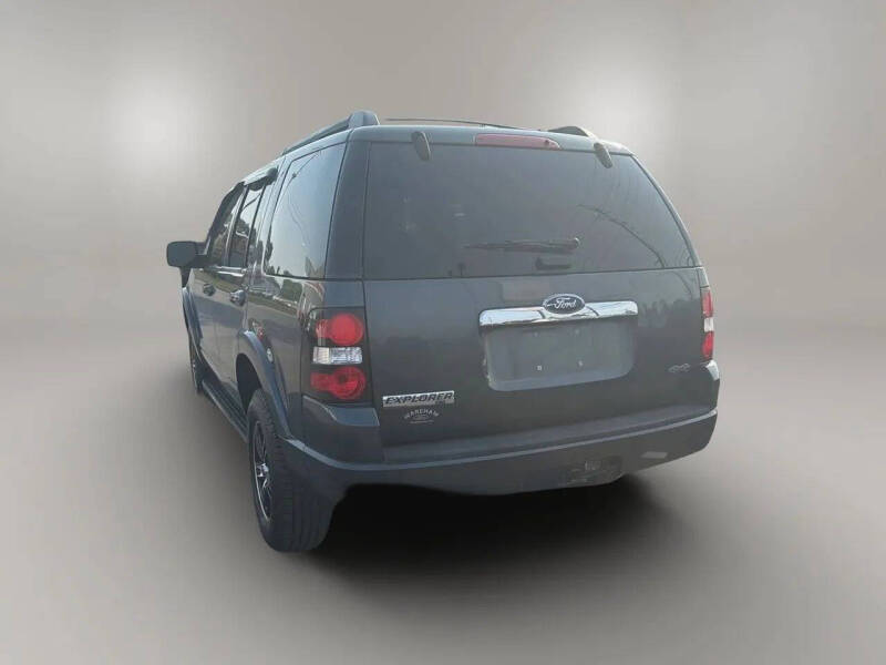 2010 Ford Explorer XLT