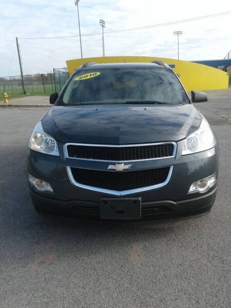 2010 Chevrolet Traverse for sale at Parkside Auto in Niagara Falls NY