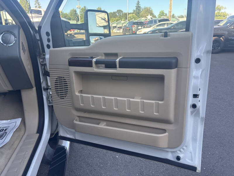 2009 Ford F-350 Super Duty Lariat