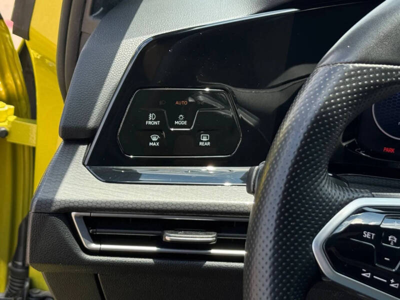 2022 Volkswagen Golf GTI Autobahn