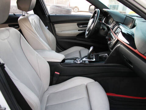 2013 BMW 3 Series 328i