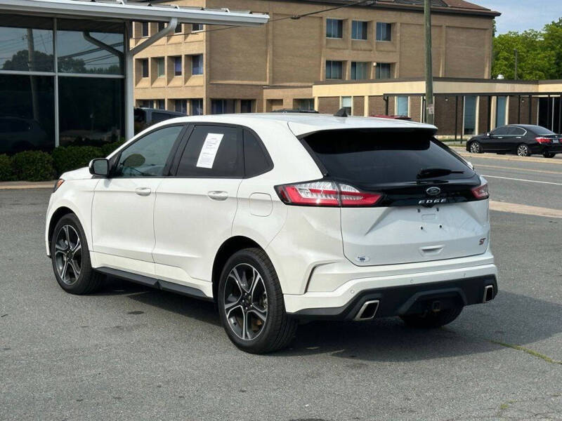 2023 Ford Edge ST