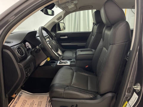 2018 Toyota Tundra SR5