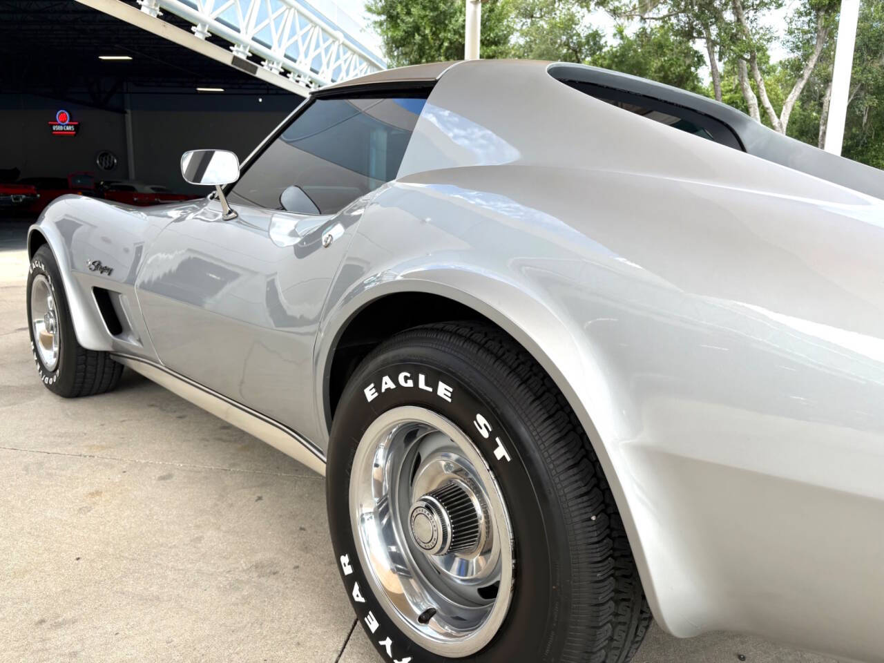 1976 Chevrolet Corvette 14