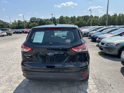 2015 Ford Escape S