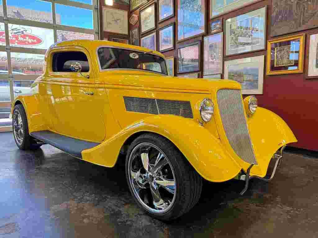 1934 Ford 3 Window Coupe 2