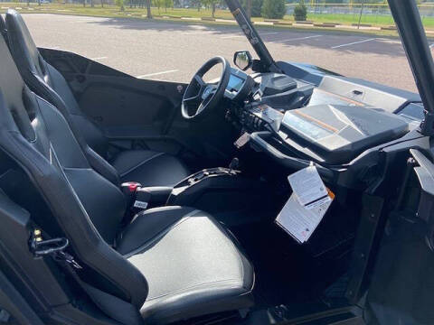 2025 Can-Am Commander Max XT-P 1000R