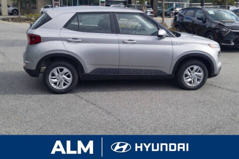 2026 Hyundai Venue SE