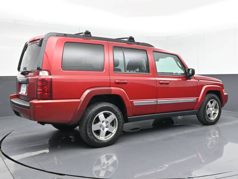 2010 Jeep Commander Sport