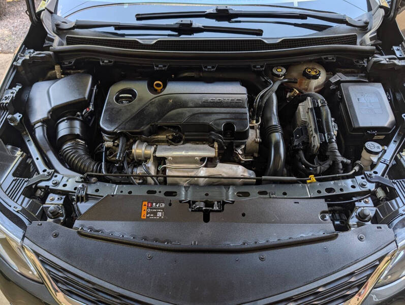 2018 Chevrolet Cruze LT Auto