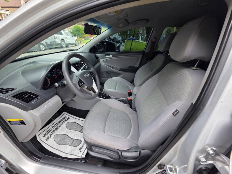 2017 Hyundai Accent Value Edition