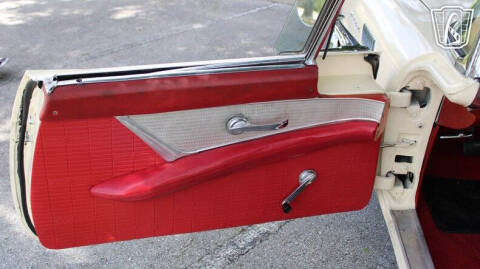 1957 Ford Thunderbird