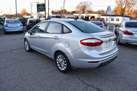 2014 Ford Fiesta SE