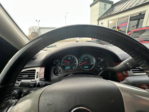 2011 Chevrolet Avalanche LT