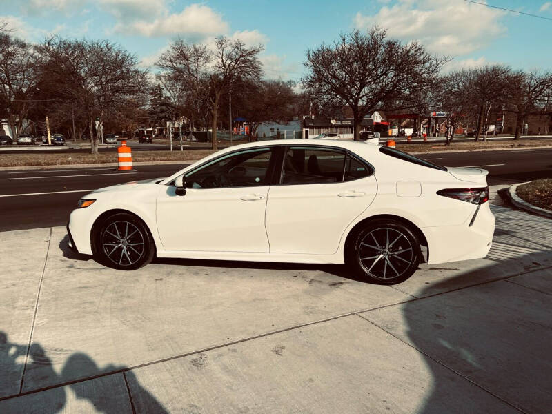 2021 Toyota Camry SE Nightshade