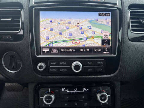 2017 Volkswagen Touareg V6 Sport