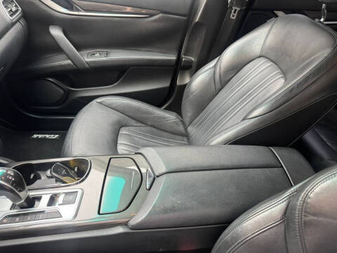 2015 Maserati Ghibli