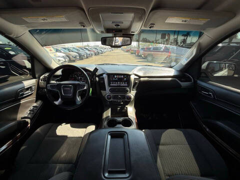 2017 GMC Yukon SLE
