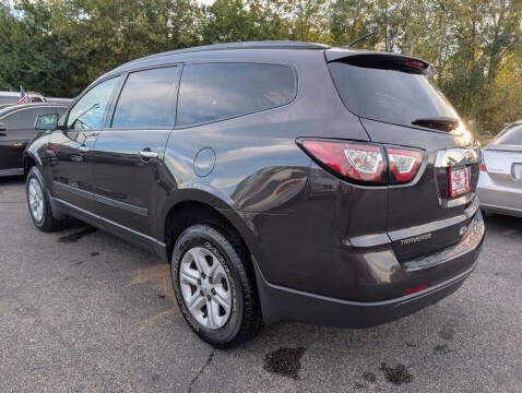 2017 Chevrolet Traverse LS