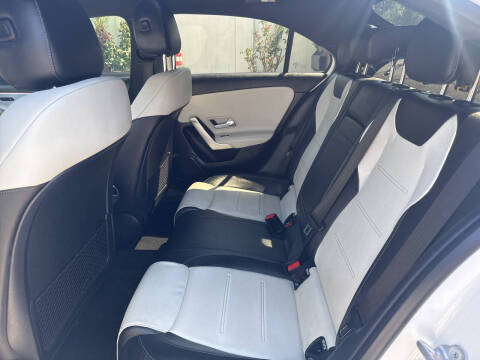 2019 Mercedes-Benz A-Class A 220