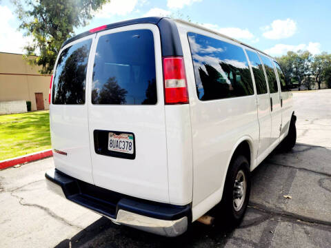 2018 Chevrolet Express LT 2500