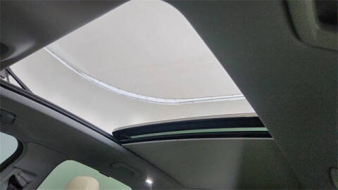 2025 Audi Q6 e-tron quattro Premium Plus