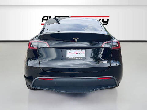 2024 Tesla Model Y Long Range