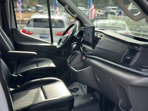 2023 Ford Transit 250