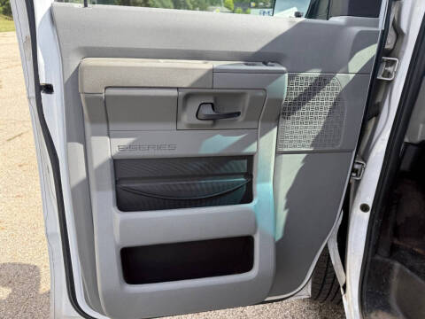 2011 Ford E-Series E-250