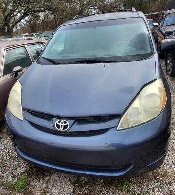 2006 Toyota Sienna for sale at Ody's Autos in Houston TX
