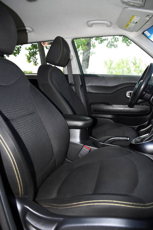 2015 Kia Soul +
