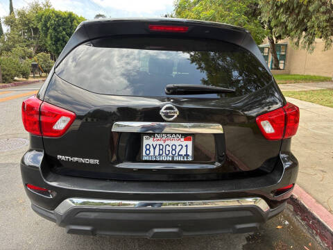 2018 Nissan Pathfinder S