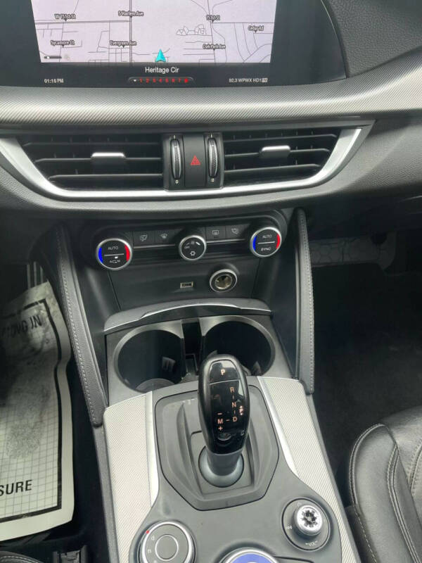 2018 Alfa Romeo Stelvio Sport