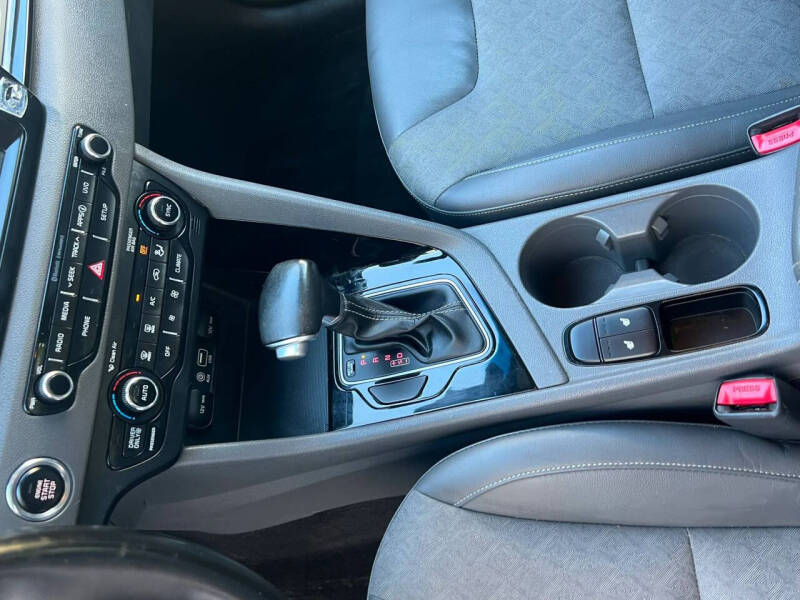 2017 Kia Niro EX