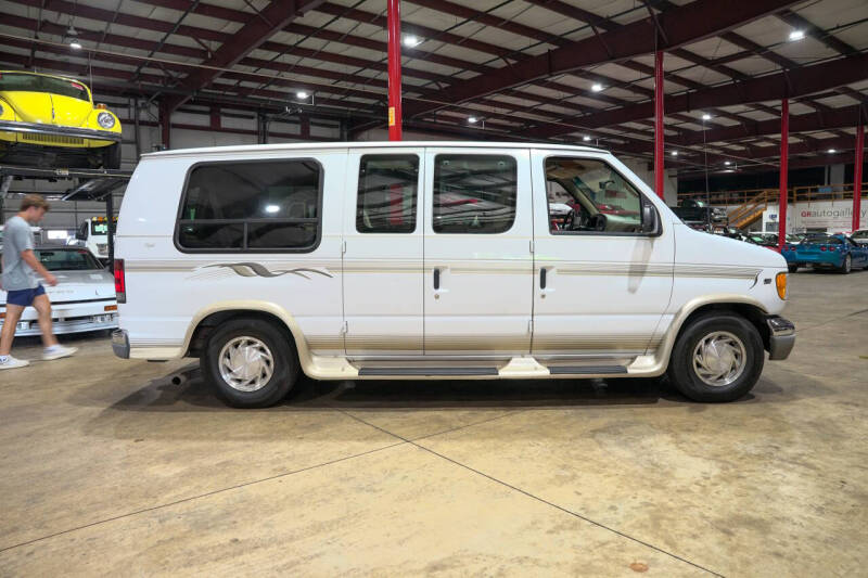 2002 Ford E-Series E-150