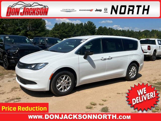 2026 Chrysler Voyager LX