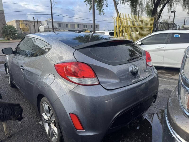 2017 Hyundai Veloster
