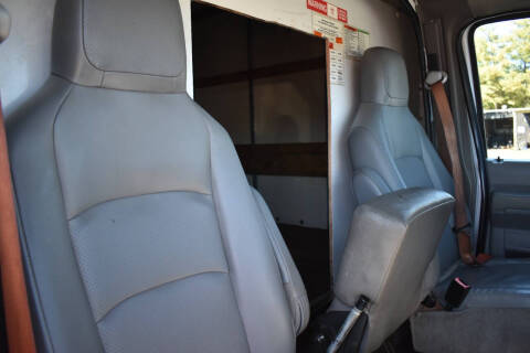 2014 Ford E-Series E-350 SD