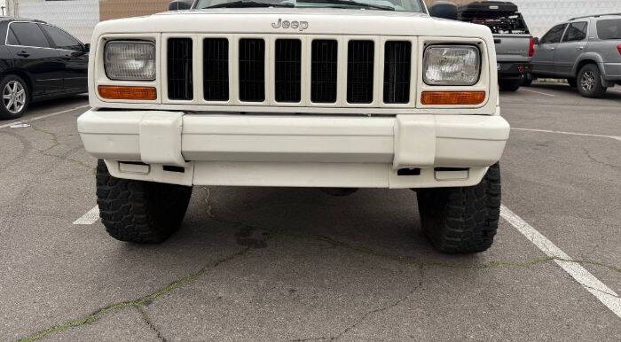 2000 Jeep Cherokee