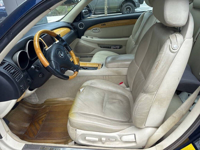 2003 Lexus SC 430