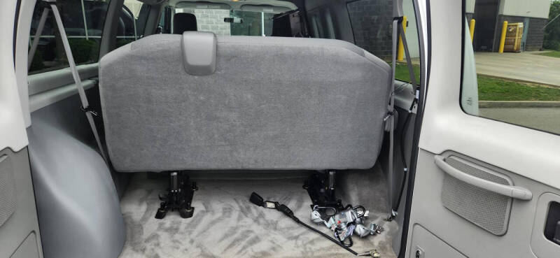 2011 Ford E-Series E-150 XL