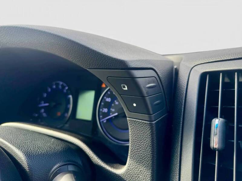 2013 Infiniti G37 Sedan x