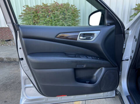 2015 Nissan Pathfinder Platinum