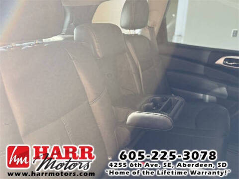 2020 Nissan Pathfinder Platinum